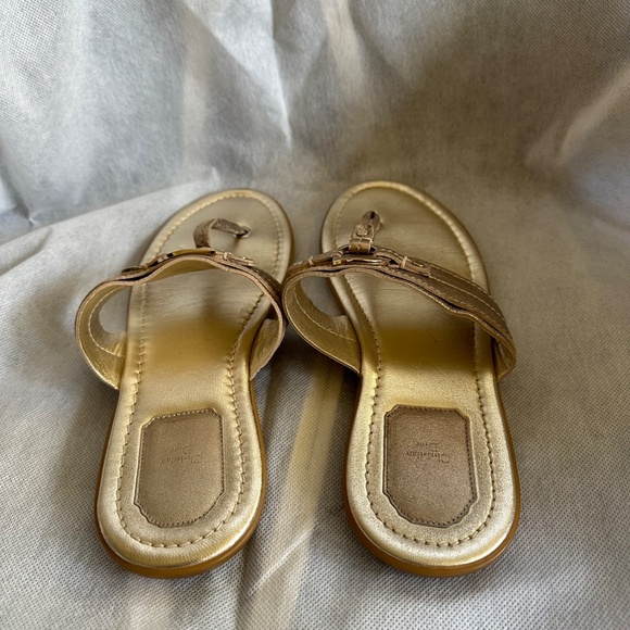 Christian Dior Metallic gold thong sandals with gold finished brass buckles - Picture 6 of 6